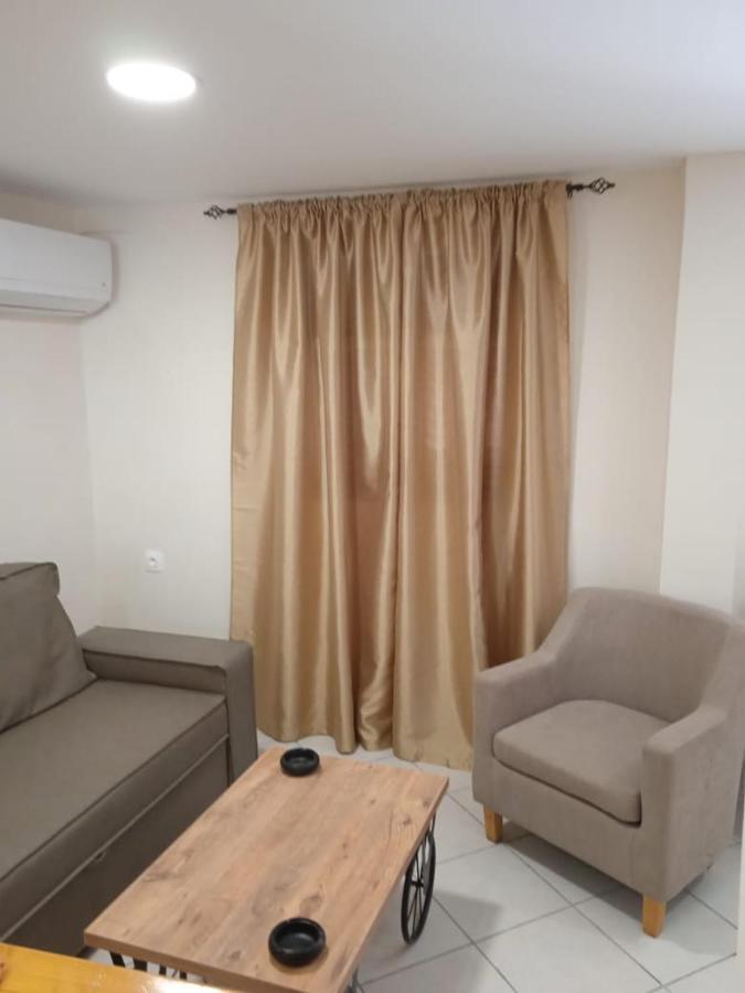 Telis Apartment